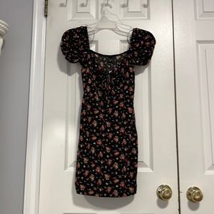 Black and Red Floral Windsor Mini Dress Size Small